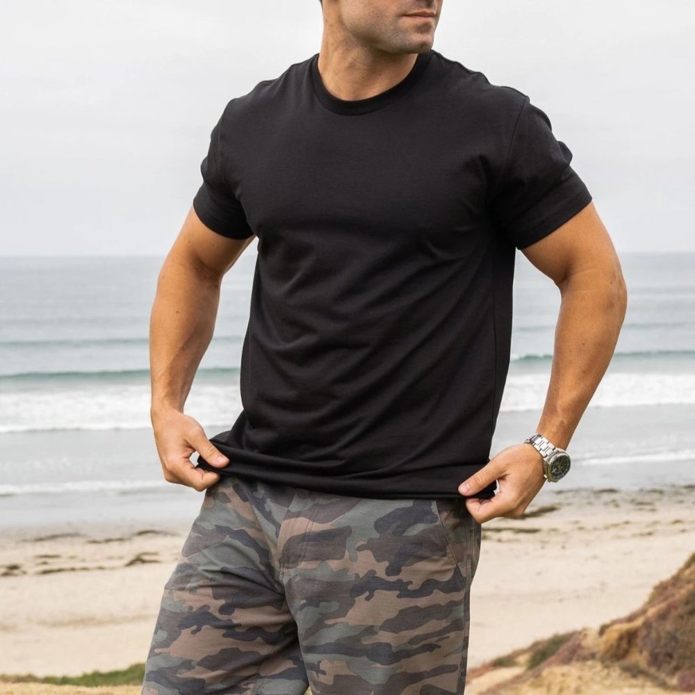 FRESH CLEAN TEES  MEN'S CREW NECK SHORT SLEEVE TEE SHIRT  COLOR: BLACK